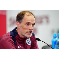 Engeland trekt de witte gewaden uit de kast en maakt een einde aan het "hypnotische voetbal" Engeland trekt de witte gewaden uit de kast en maakt een einde aan het "hypnotische voetbal"